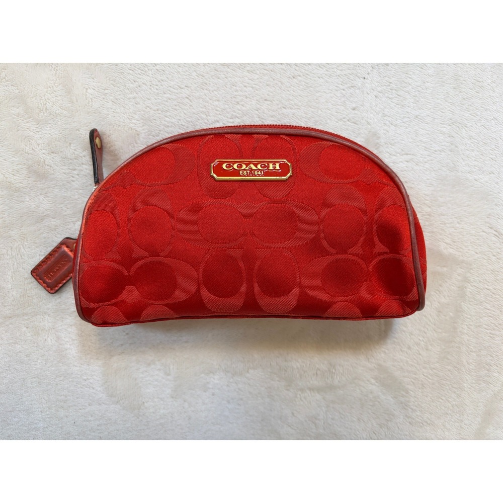 Coach Red Signature C Limited Edition Estee Lauder Holiday 2010 Cosmetic Case